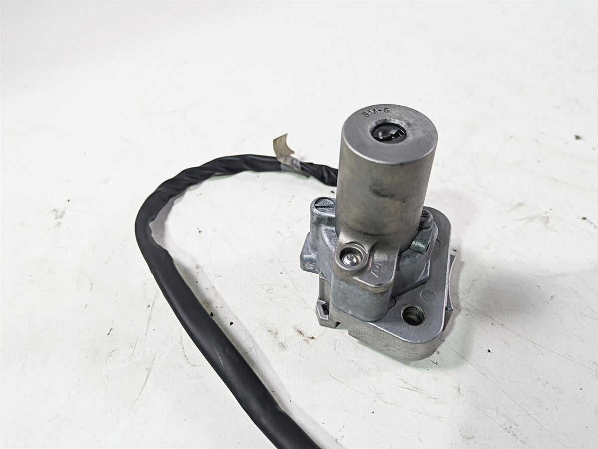 2018 Suzuki GSX1300 R Hayabusa Ignition Switch Key Lock Set - Read 37100-15850 {{ shop.shopifyCountryName }} - Mototech271