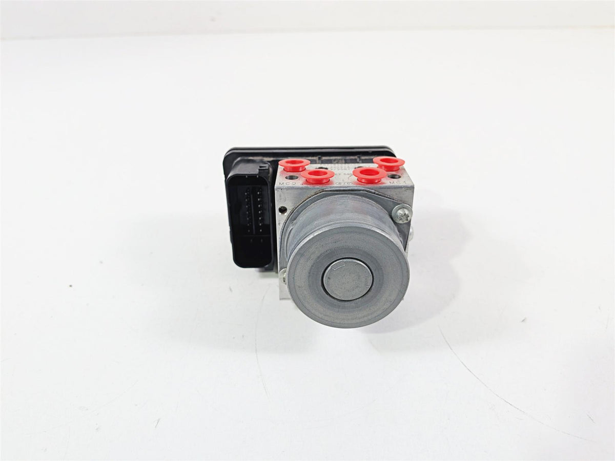 2023 Yamaha MT10 MTN1000 Abs Brake Pump Unit Module B5Y-85930-00 {{ shop.shopifyCountryName }} - Mototech271