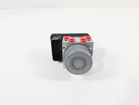 2023 Yamaha MT10 MTN1000 Abs Brake Pump Unit Module B5Y-85930-00 {{ shop.shopifyCountryName }} - Mototech271