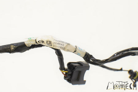 2012 Triumph 1050 Speed Triple Engine EFI Wiring Harness NO CUTS T2504504 {{ shop.shopifyCountryName }} - Mototech271