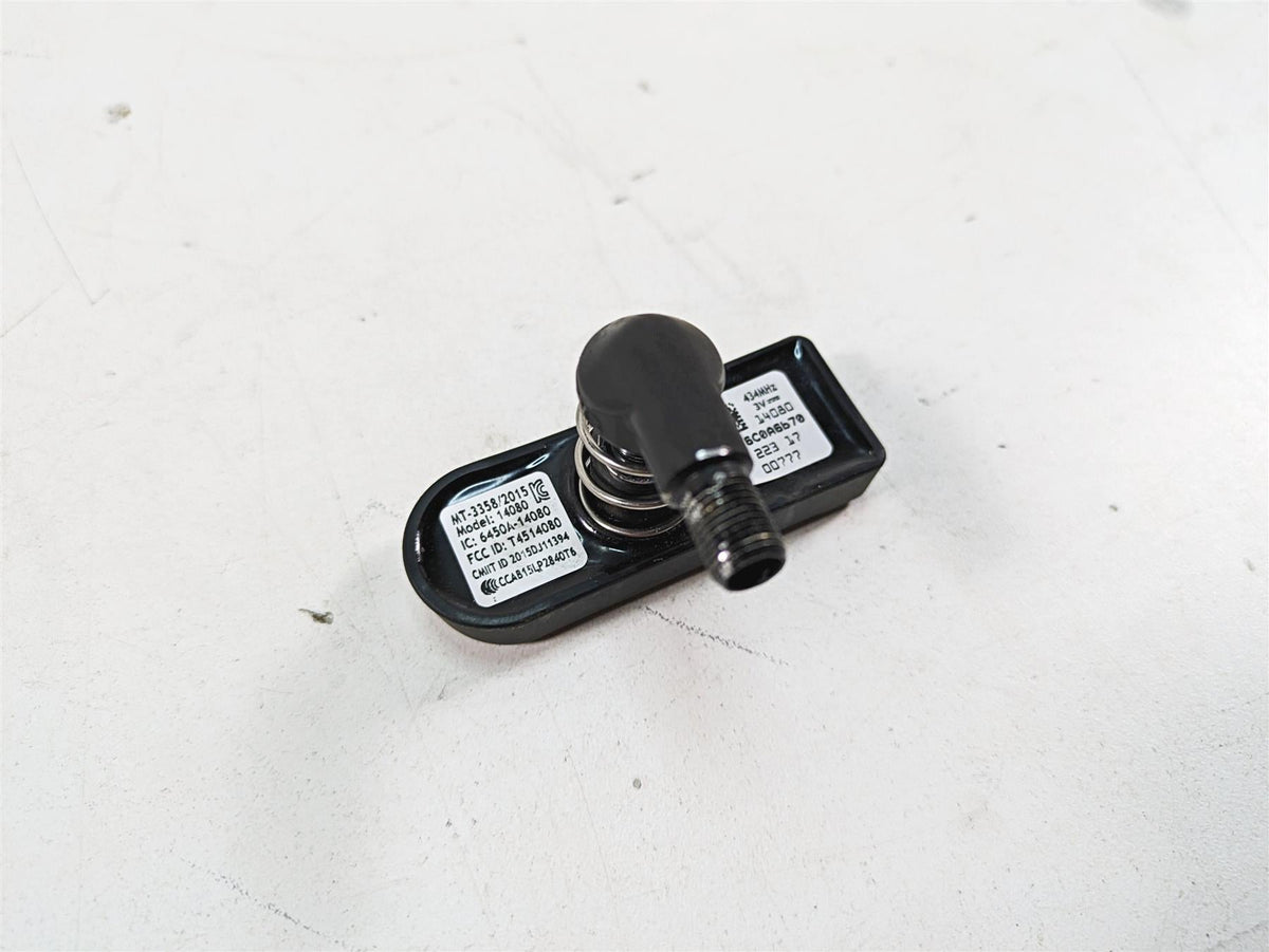 2018 Harley Touring FLHXSE CVO Street Glide TPS Tire Pressure Sensor 32700096 {{ shop.shopifyCountryName }} - Mototech271