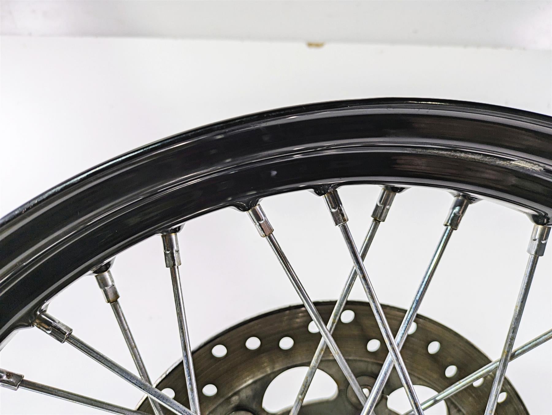2017 Harley Dyna FXDB Street Bob 19x2.5 Front Wheel Spoke Rim - Read 41425-09 {{ shop.shopifyCountryName }} - Mototech271