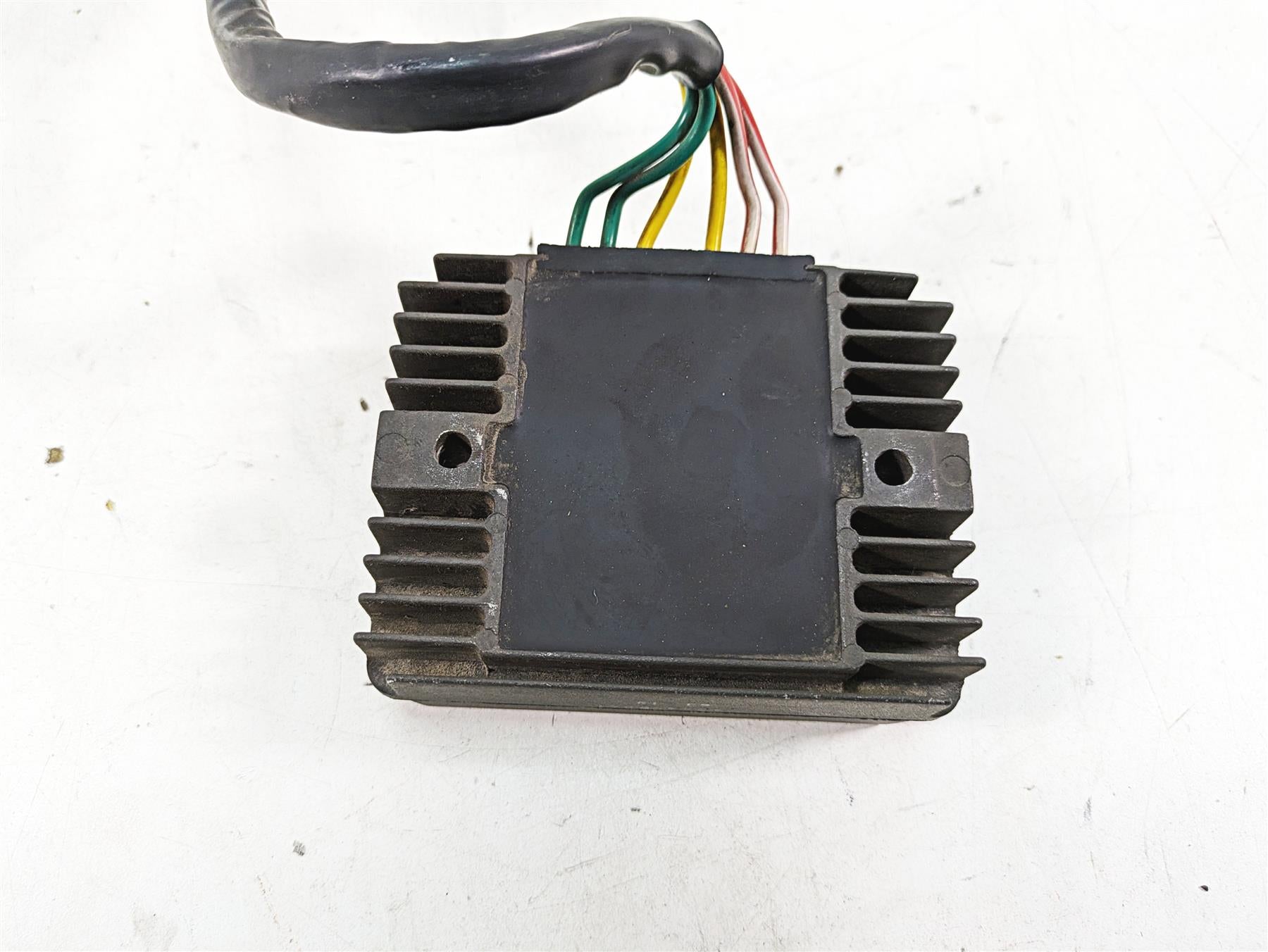 2013 Moto Guzzi V7 750 Stone Rectifier Voltage Regulator 883878 {{ shop.shopifyCountryName }} - Mototech271