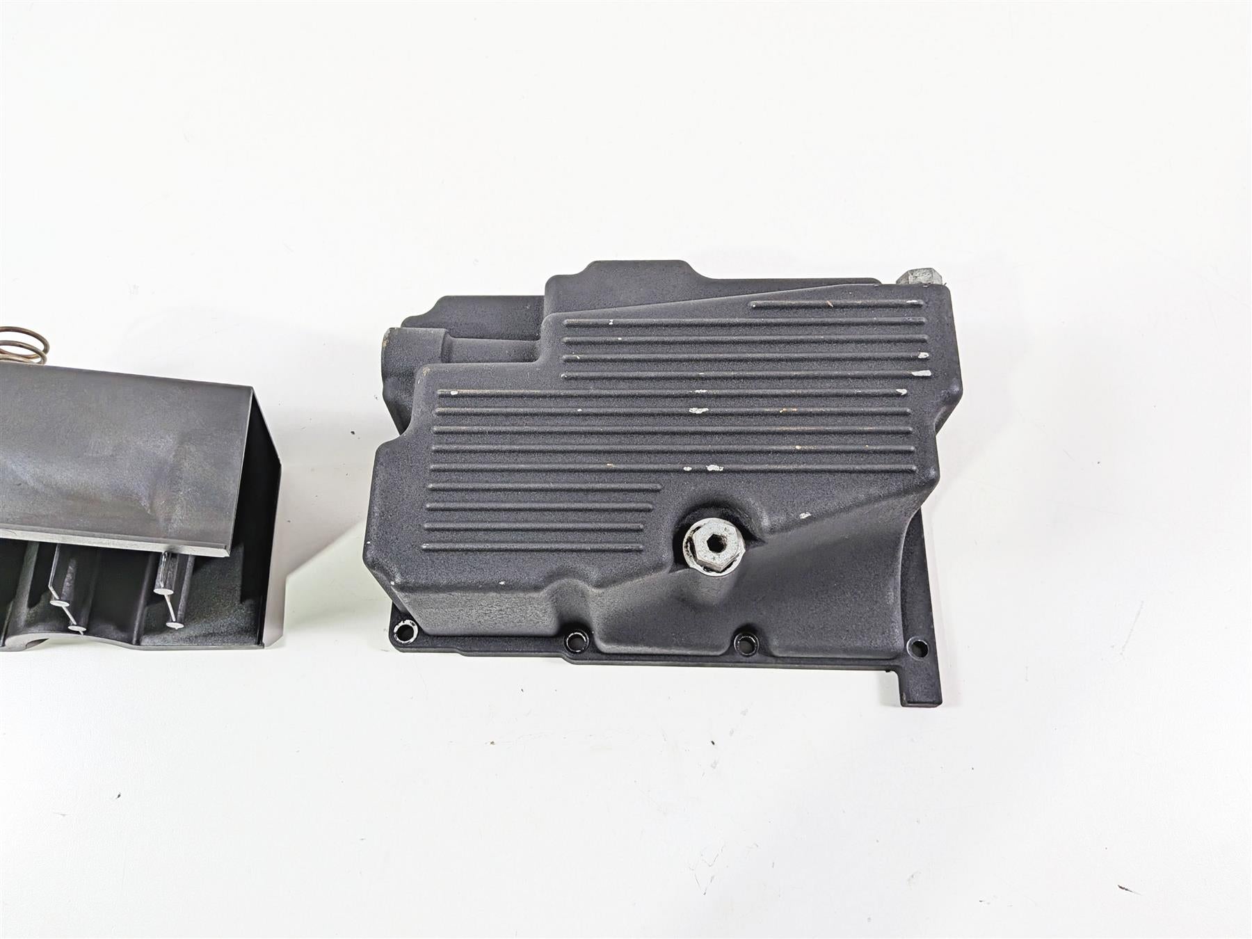 2007 Harley Dyna FXDB Street Bob Transmission Oil Pan & Baffle Set 26071-02 {{ shop.shopifyCountryName }} - Mototech271