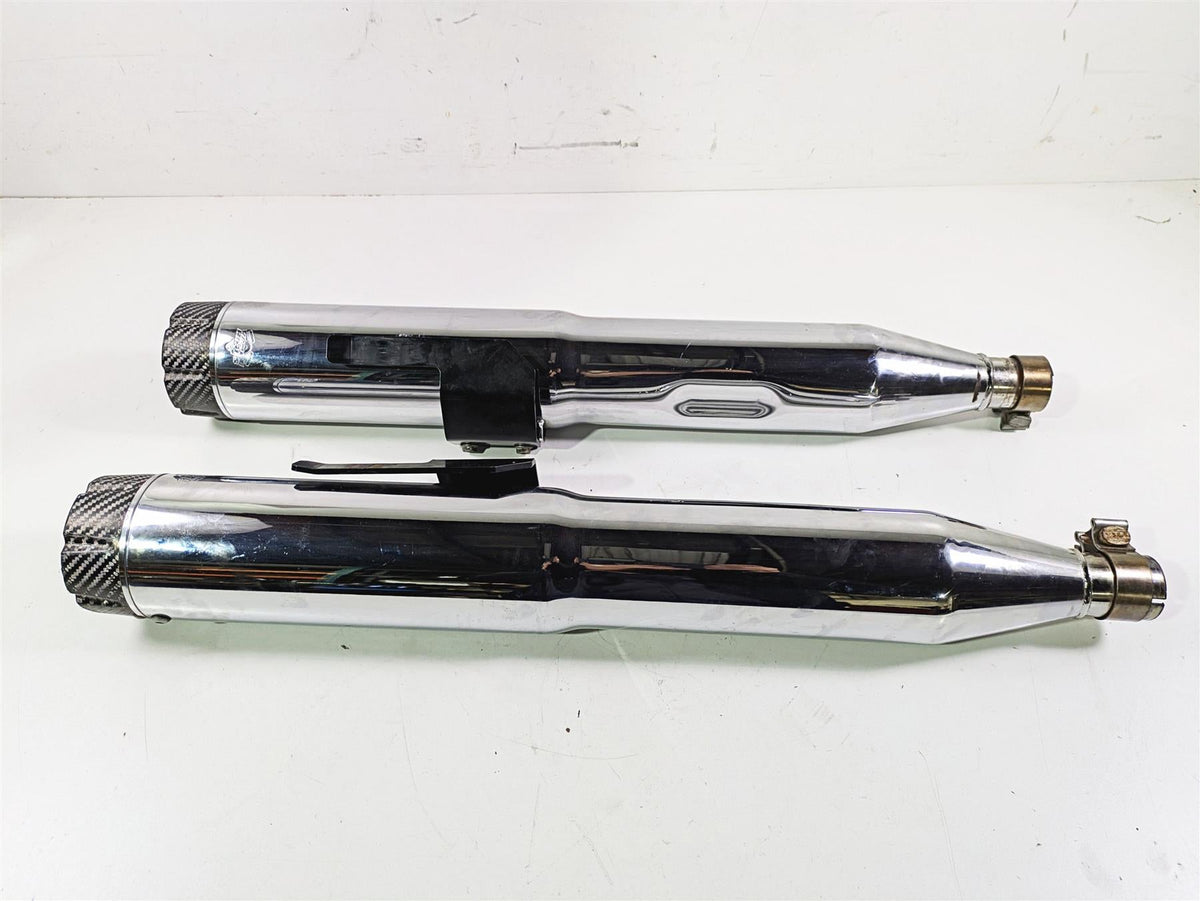 2011 Harley Touring FLHTCUSE CVO E-Glide Vance Hines High Output 4" Exhaust Muffler 16455 {{ shop.shopifyCountryName }} - Mototech271