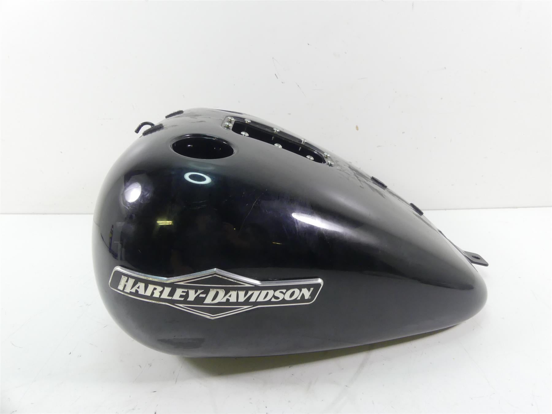 2008 Harley Softail FXSTB Night Train Fuel Gas Petrol Tank -Dented 61000800 {{ shop.shopifyCountryName }} - Mototech271