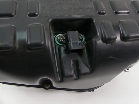 2021 Aprilia Tuono 660 RS660 Air Filter Cleaner Breather Box 2B006529 2B006527 {{ shop.shopifyCountryName }} - Mototech271