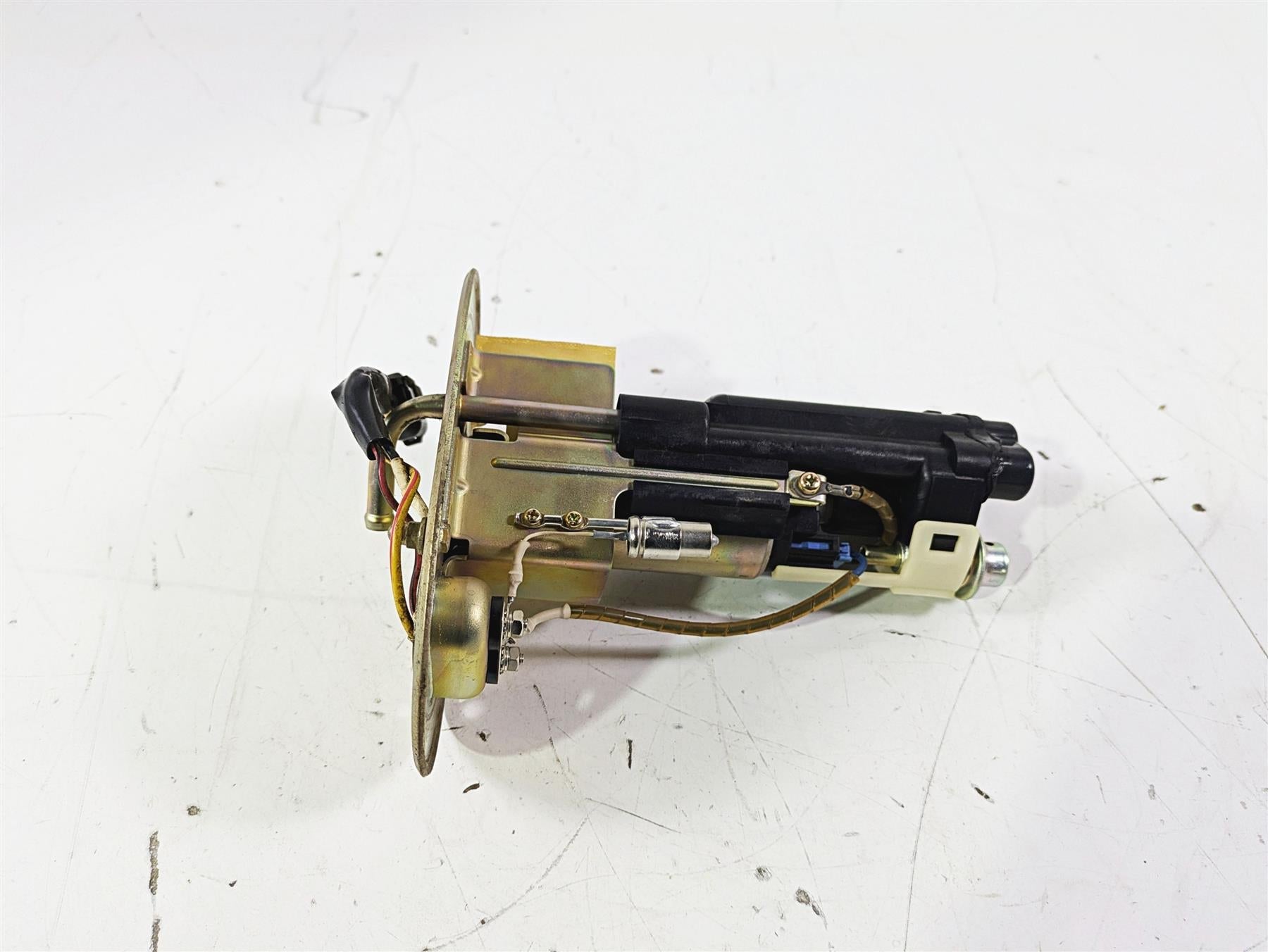 2005 Kawasaki ZX12R Ninja Fuel Gas Petrol Pump - Tested 49040-1077 {{ shop.shopifyCountryName }} - Mototech271