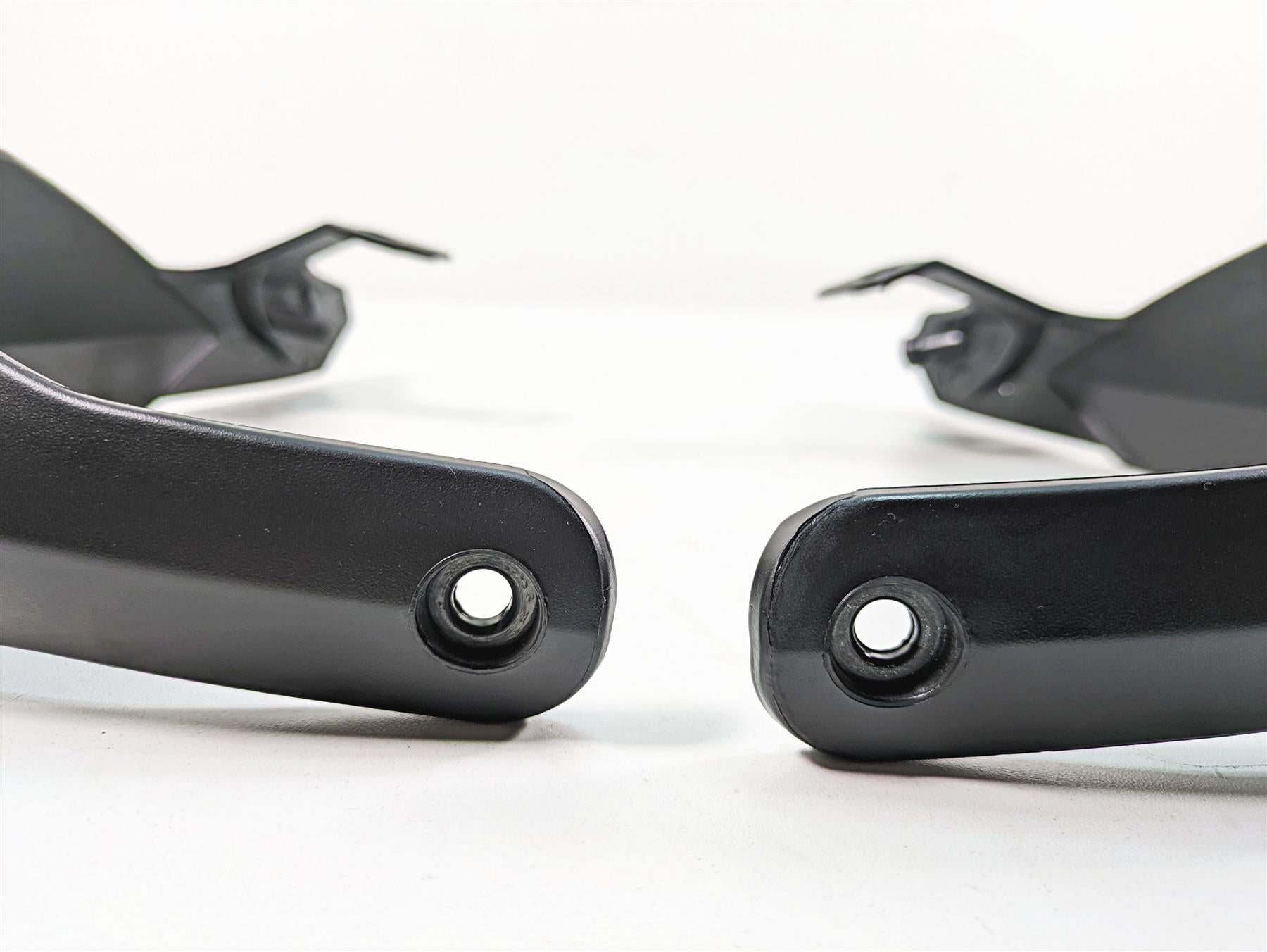2020 Moto Guzzi V85 TT Adventure Hand Protection Guard Set 856855 2B005927 {{ shop.shopifyCountryName }} - Mototech271