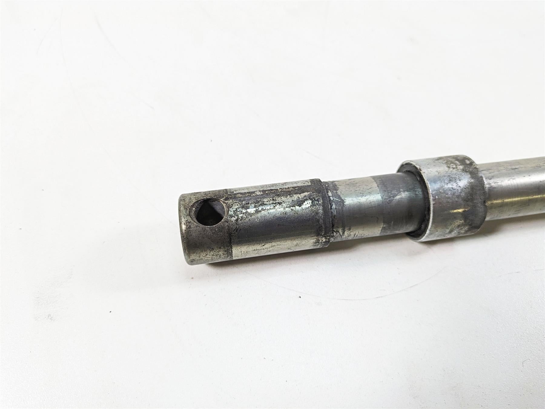 2006 Harley Touring FLHXI Street Glide Front Axle Wheel Spindle 1" 43364-00 {{ shop.shopifyCountryName }} - Mototech271