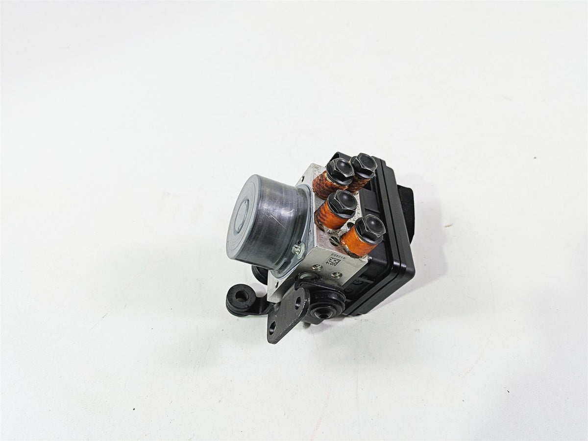 2019 Ducati Supersport 939 S Abs Brake Control Module Unit 54240661B {{ shop.shopifyCountryName }} - Mototech271