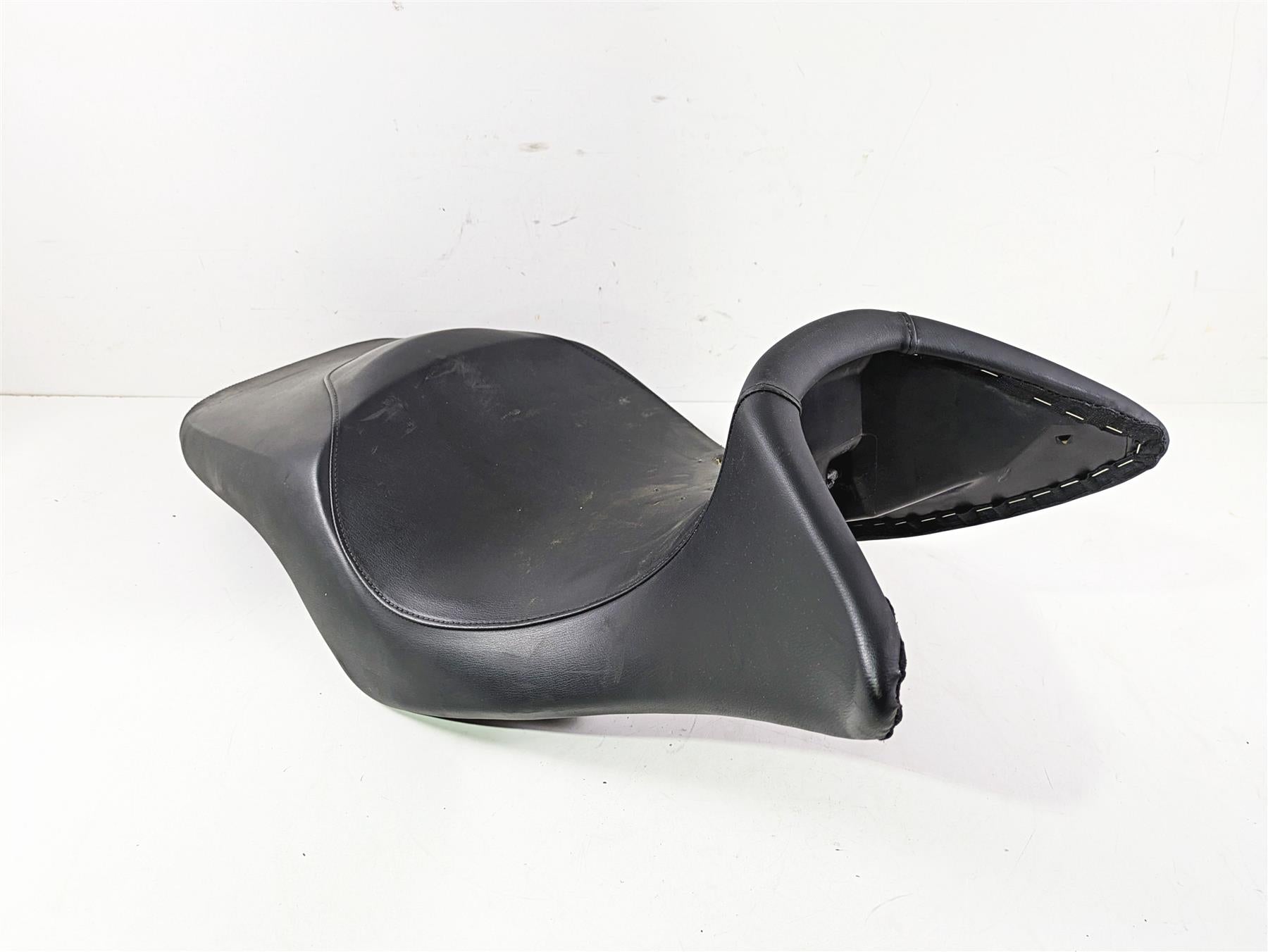 2010 BMW R1200RT K26 Dual Rider Driver Seat Saddle - Read 77347708877 {{ shop.shopifyCountryName }} - Mototech271