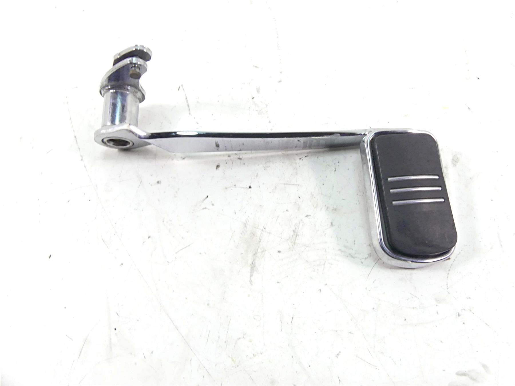 2011 Harley Touring FLTRX Road Glide Rear Brake Lever Pedal 42407-08 {{ shop.shopifyCountryName }} - Mototech271