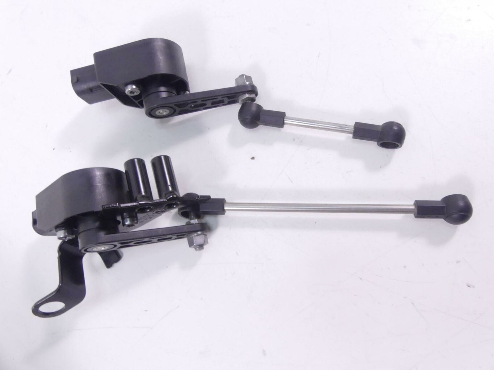 2017 BMW R1200RT RTW K52 Front Rear Height Level Sensor 37146860843 37146870000 {{ shop.shopifyCountryName }} - Mototech271