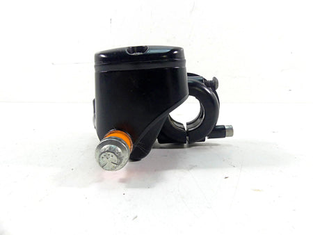 2004 Harley Touring FLHTCUI Electra Glide Front Brake Master Cylinder 41700737 {{ shop.shopifyCountryName }} - Mototech271