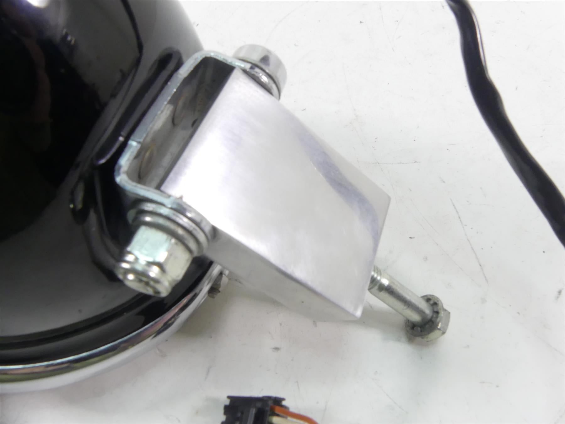 2013 Harley FXDWG Dyna Wide Glide Headlight Bucket Led Lens 68787-10 {{ shop.shopifyCountryName }} - Mototech271