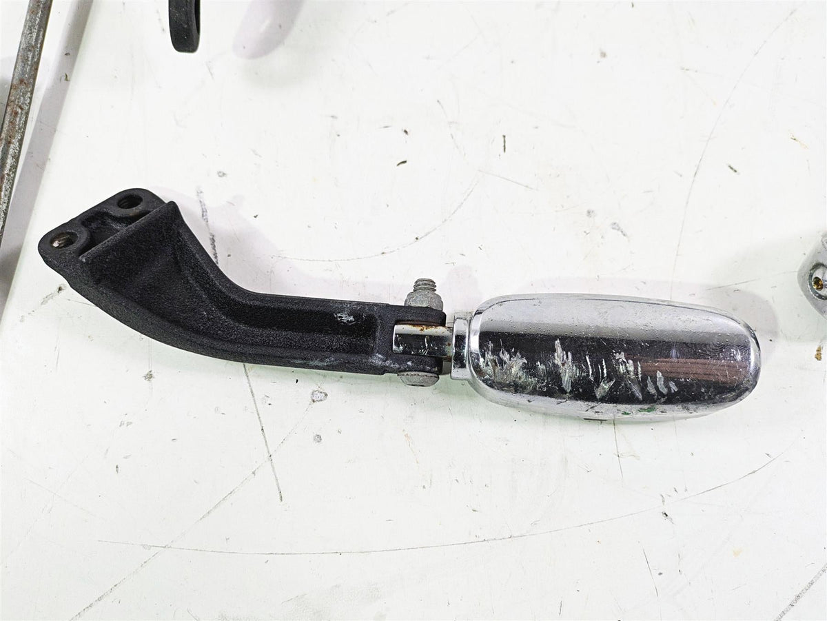 2007 Harley FXDWG Dyna Wide Glide Crested Footpeg Shift Brake Pedal Set 33693-03 {{ shop.shopifyCountryName }} - Mototech271