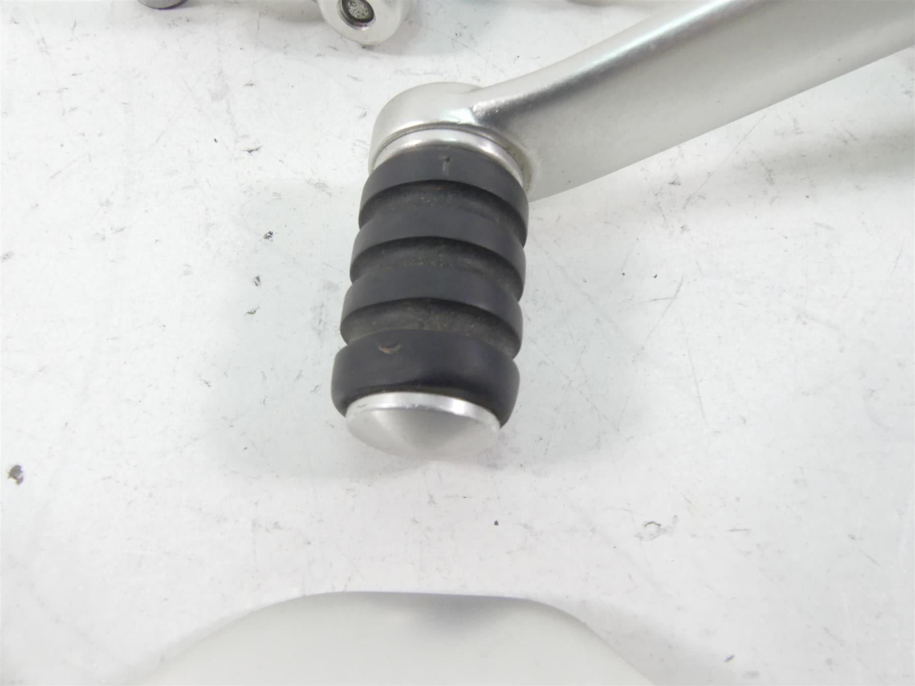 2017 Triumph Thruxton 1200 R Left Front Footpeg Shifter Set T2088079 T2081562 {{ shop.shopifyCountryName }} - Mototech271
