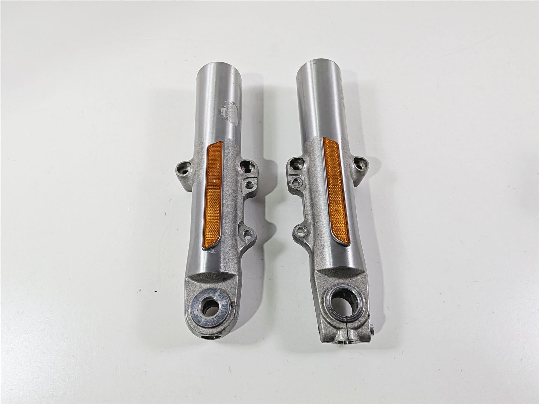 2018 Harley Touring FLHTCU Electra Glide Lower Fork Tube Set 45400102 45400103-Mototech271