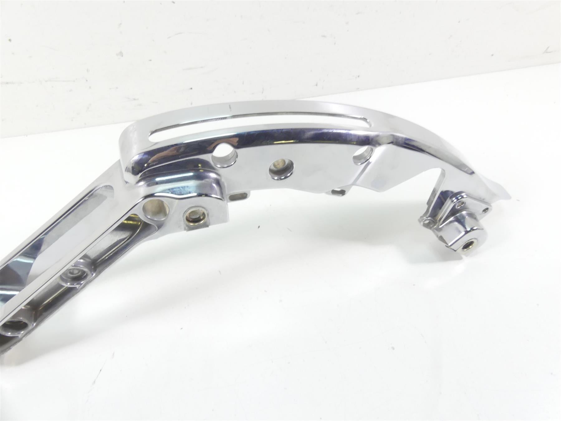 2014 Harley Touring FLHTK Electra Glide Right Saddlebag Chrome Mount 90200502 {{ shop.shopifyCountryName }} - Mototech271