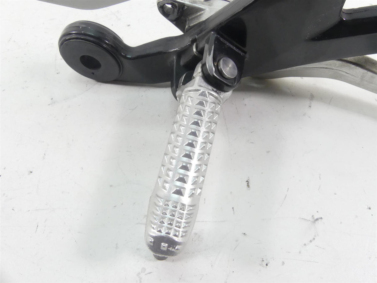 2012 BMW S1000RR K46 Right Foot Peg Footpeg Set & Brake Pedal 46717708574 {{ shop.shopifyCountryName }} - Mototech271