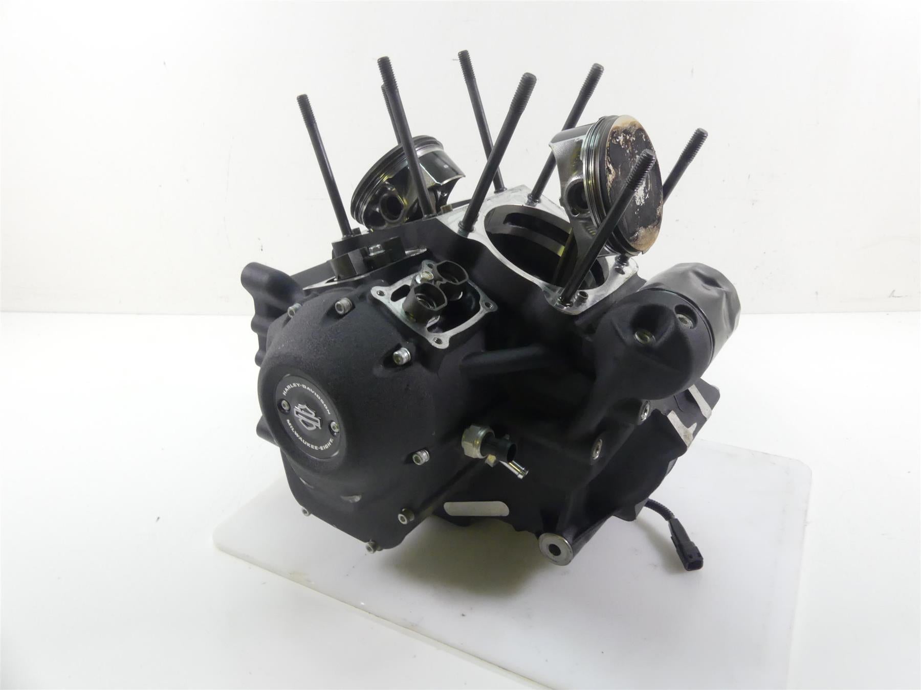 2020 Harley Softail FXBB Street Bob Engine Crankcase Flywheel M8 107 3K 24400188 {{ shop.shopifyCountryName }} - Mototech271