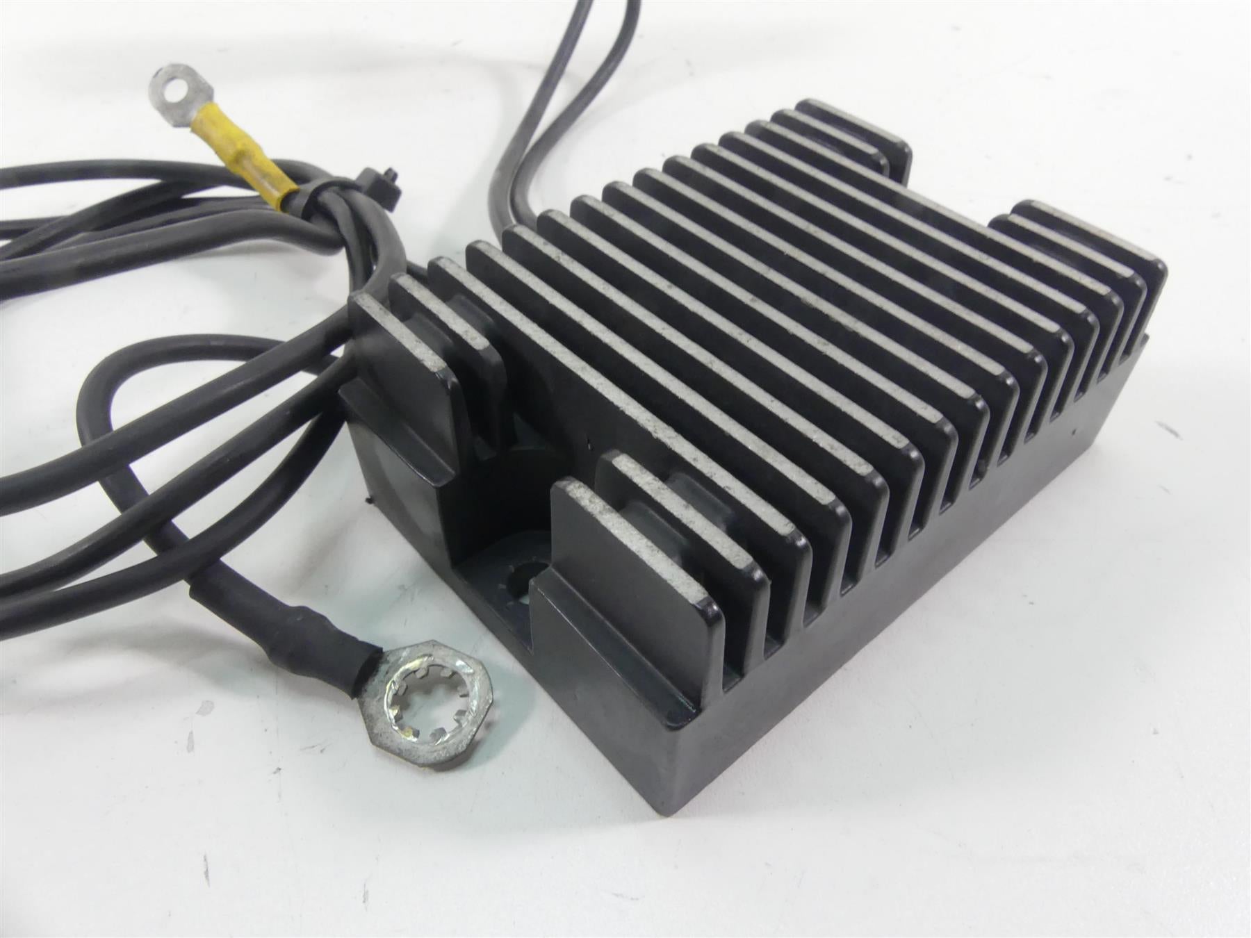2003 Harley Dyna 100TH FXDL Low Rider Rectifier Voltage Regulator 74518-99A {{ shop.shopifyCountryName }} - Mototech271