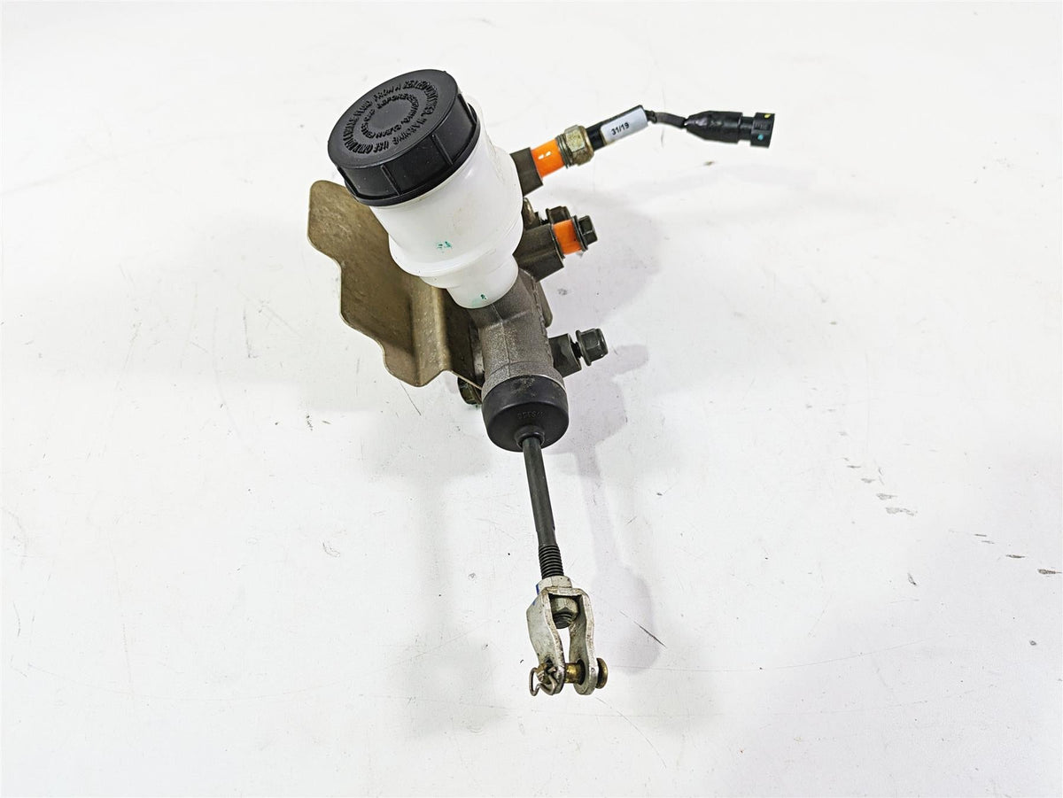 2020 Polaris RZR XP 1000 EPS Hayess Main Brake Master Cylinder 1911982 {{ shop.shopifyCountryName }} - Mototech271
