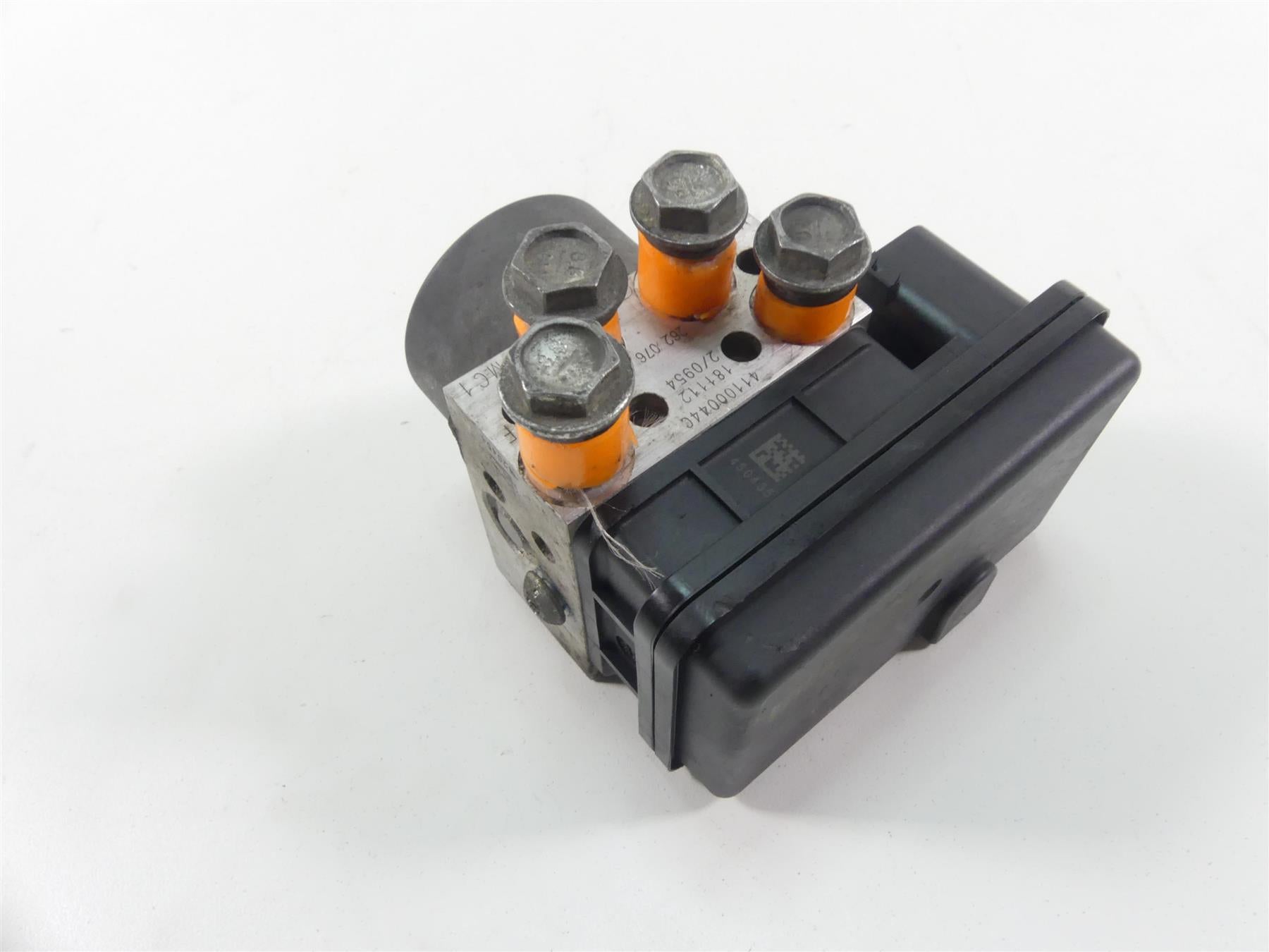 2019 Harley Softail FLSB Sport Glide Abs Brake Pump Unit Module 41100043C {{ shop.shopifyCountryName }} - Mototech271