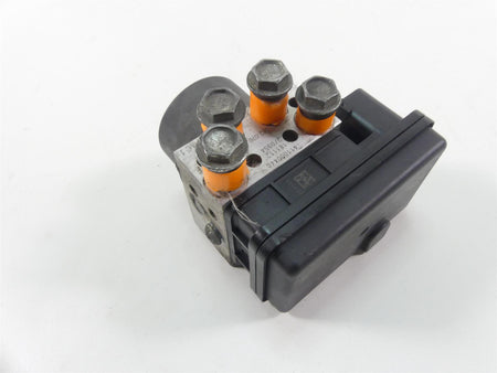 2019 Harley Softail FLSB Sport Glide Abs Brake Pump Unit Module 41100043C {{ shop.shopifyCountryName }} - Mototech271