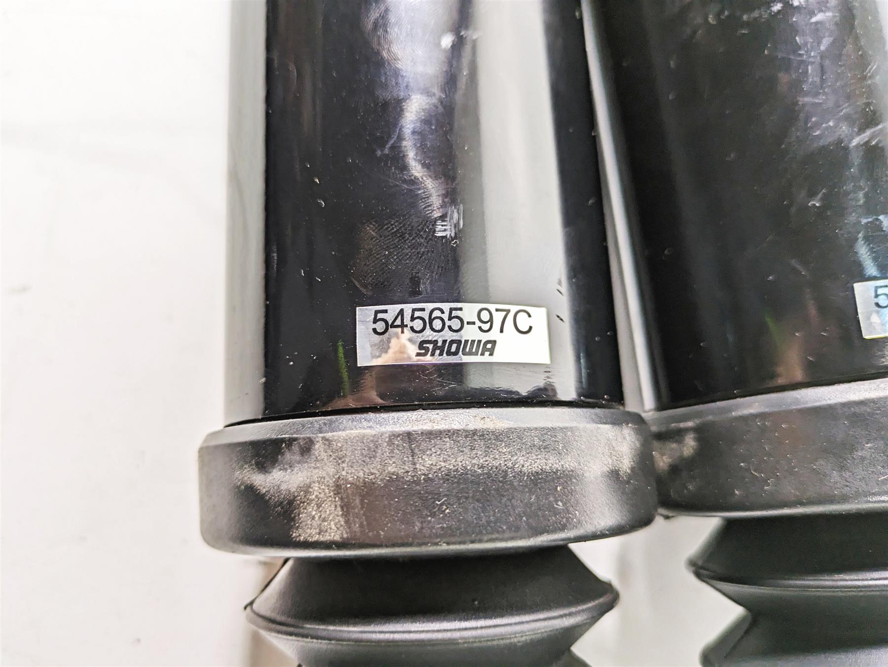 2006 Harley Touring FLHTCUI Electra Glide 13" Rear Shock Damper Set 54565-97C {{ shop.shopifyCountryName }} - Mototech271