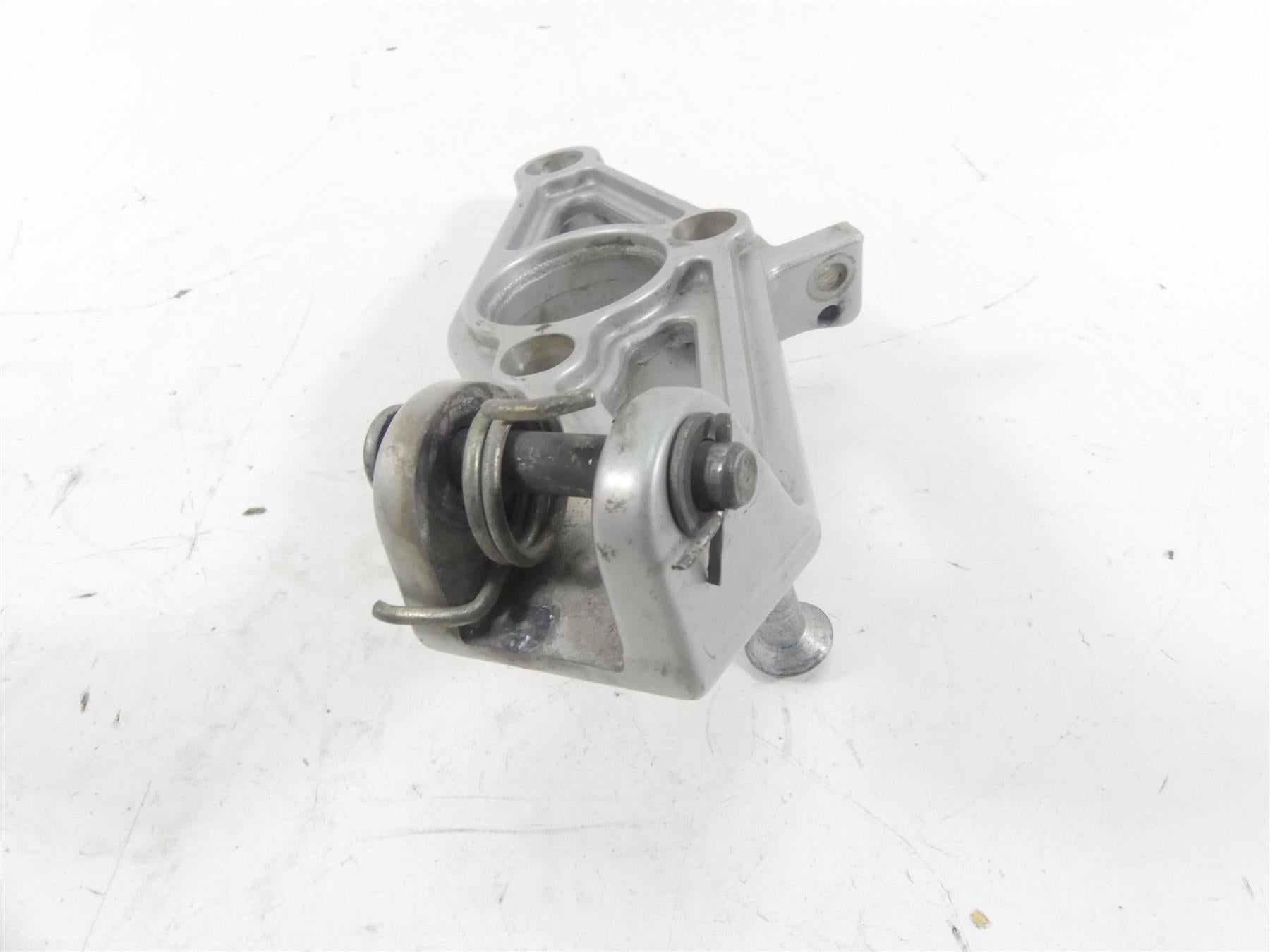 2003 BMW R1150 GS R21 Left Front Rider Driver Footpeg Foot Peg Mount 46712335597 {{ shop.shopifyCountryName }} - Mototech271