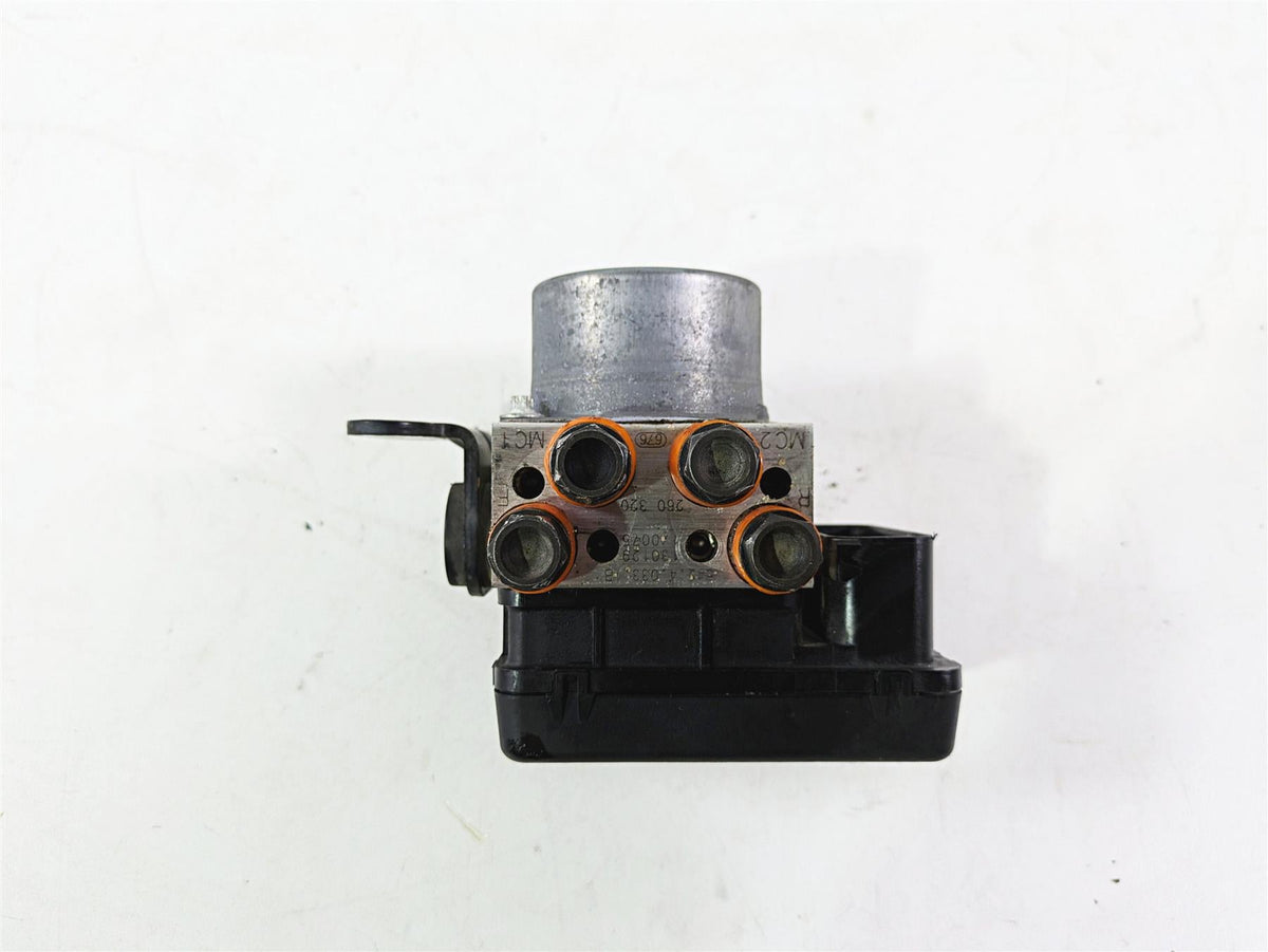 2013 Ducati Hyperstrada 821 Abs Brake Pump Module Unit 54240401A {{ shop.shopifyCountryName }} - Mototech271