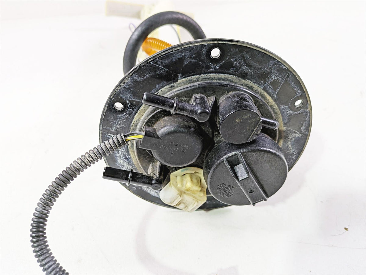 2013 Harley VRSCF Muscle Rod Fuel Gas Petrol Pump - Tested 75310-07 {{ shop.shopifyCountryName }} - Mototech271