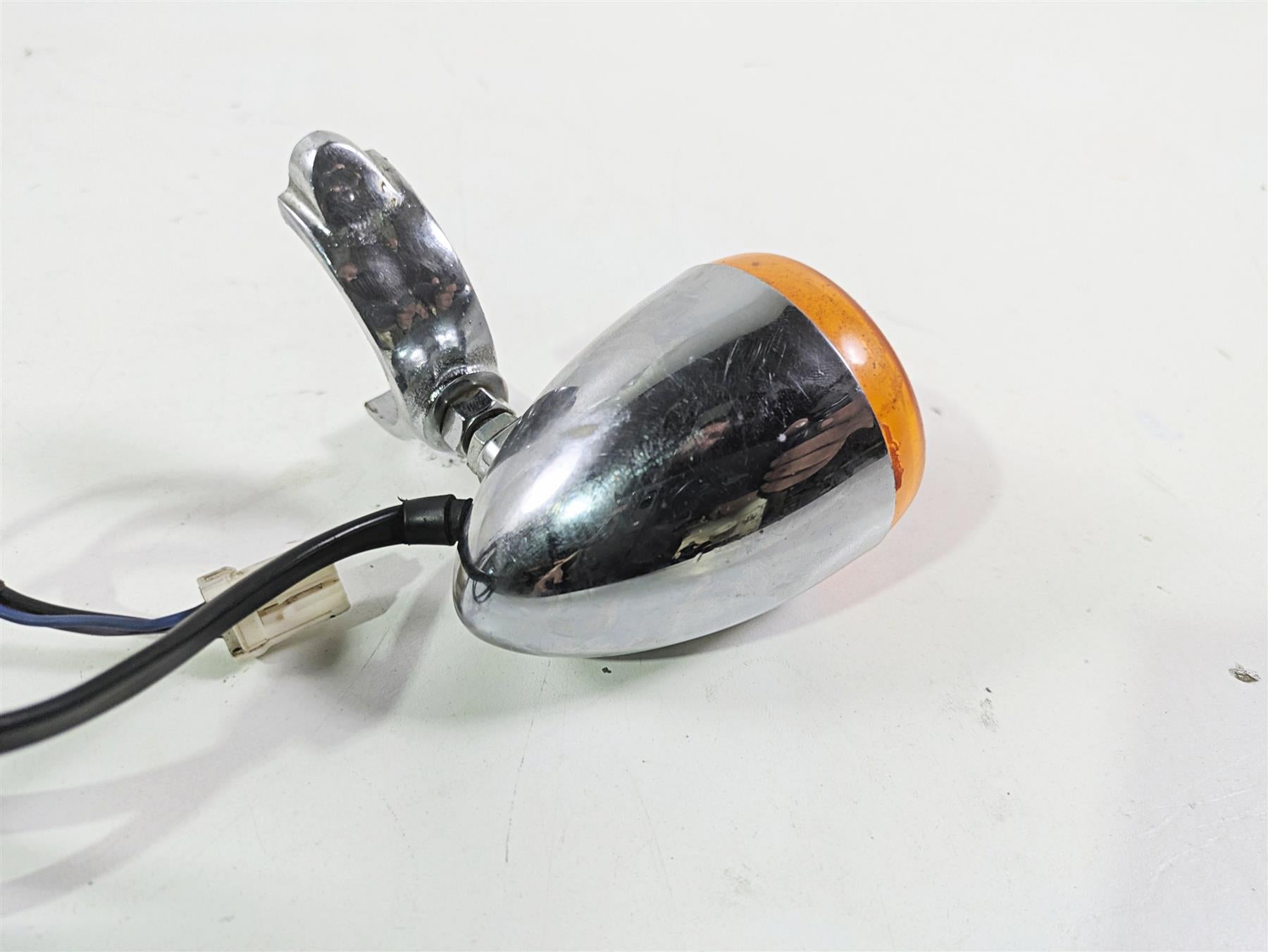 2008 Harley FXDL Dyna Low Rider 105TH Left Front Blinker Turn Signal 68972-00 {{ shop.shopifyCountryName }} - Mototech271