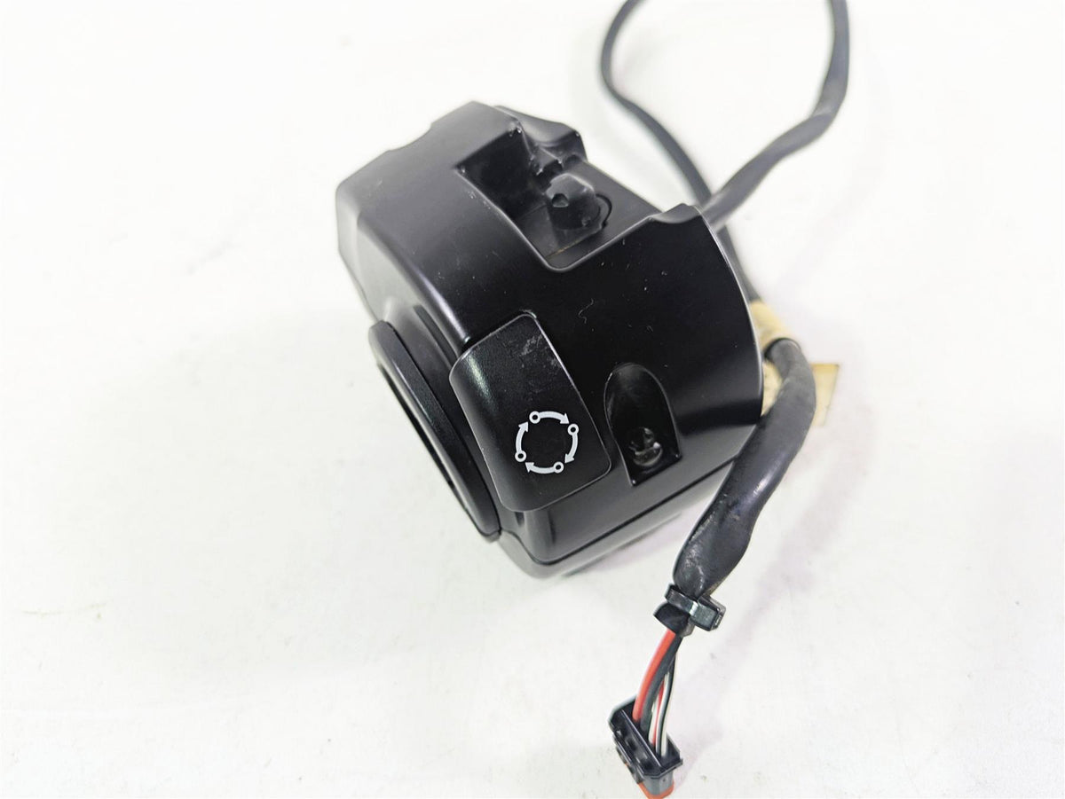 2015 Harley Touring FLHTKL Electra Glide Left Cruise Control Switch 71500128B {{ shop.shopifyCountryName }} - Mototech271