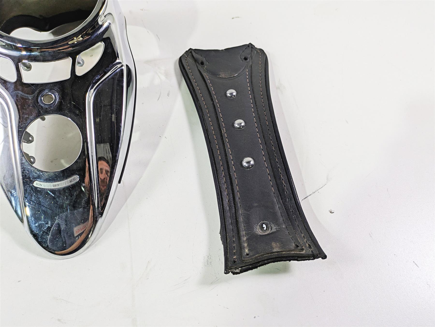 2017 Harley Softail Heritage Classic FLSTC Tank Dash Console Cover 71952-11 {{ shop.shopifyCountryName }} - Mototech271