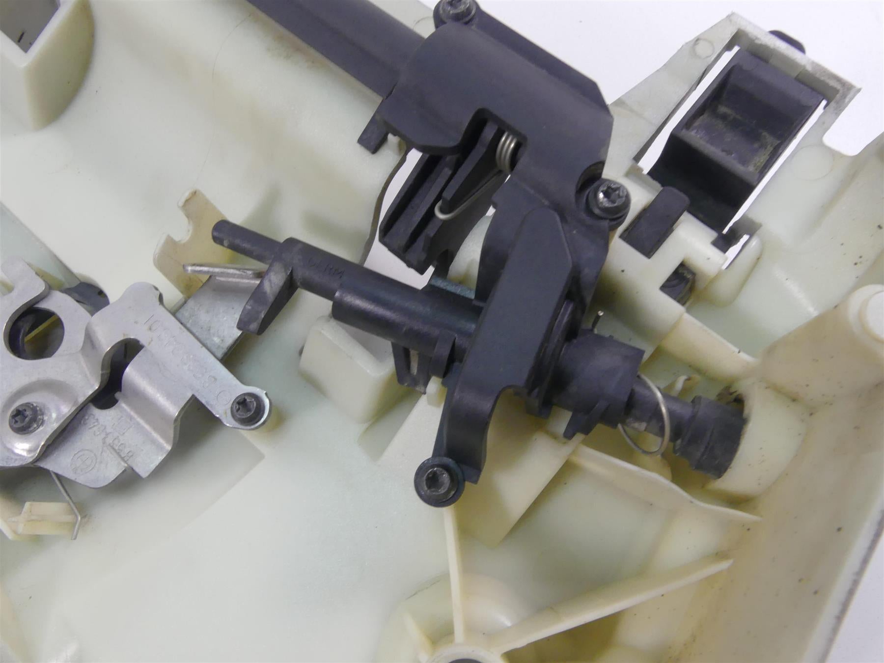 2019 BMW R1250GS K50 Rear Carrier Holder Rack 46628532319 {{ shop.shopifyCountryName }} - Mototech271