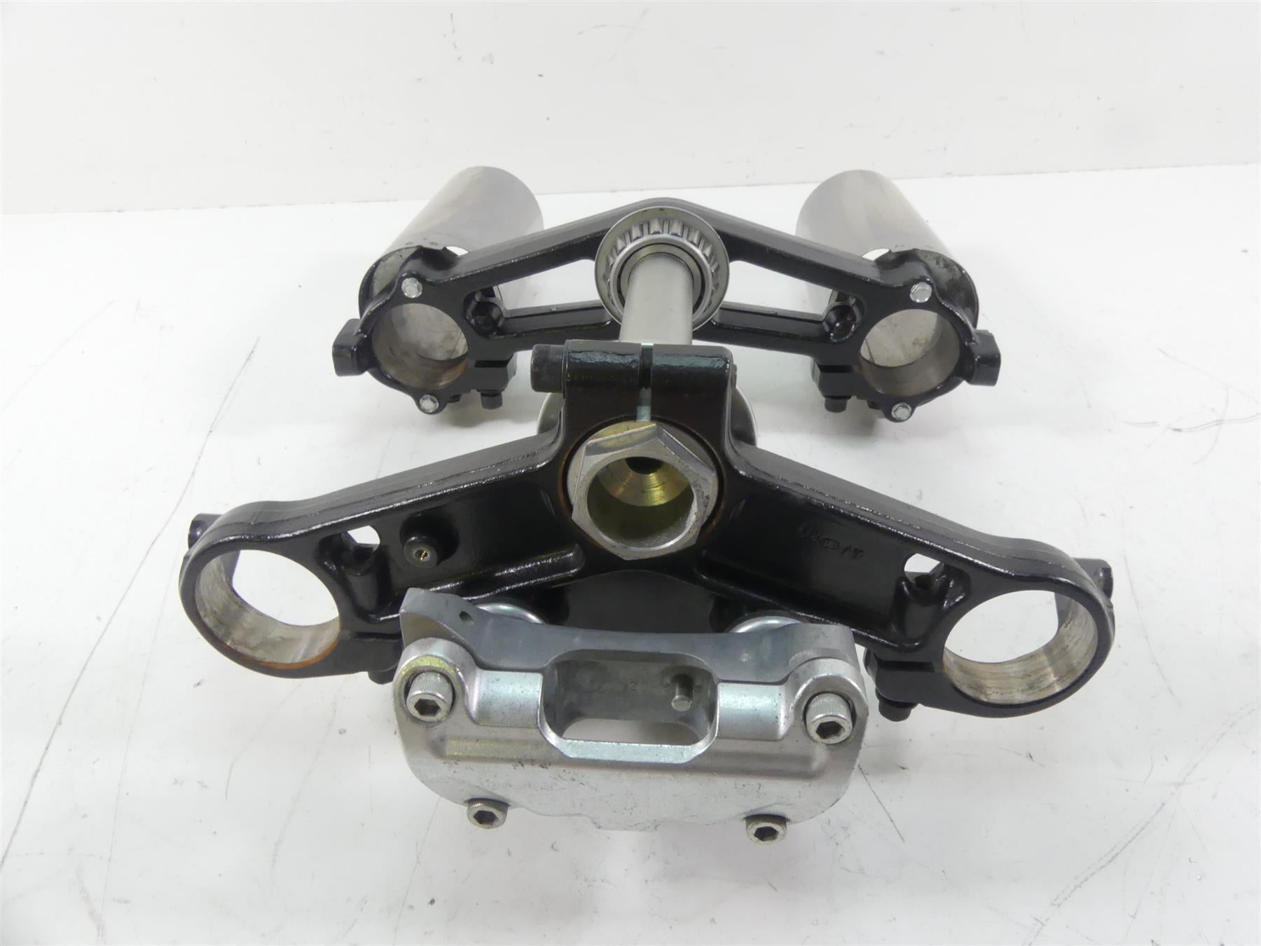 2016 Harley Touring FLTRX Road Glide Upper Lower Triple Tree Riser Set 45900024 {{ shop.shopifyCountryName }} - Mototech271