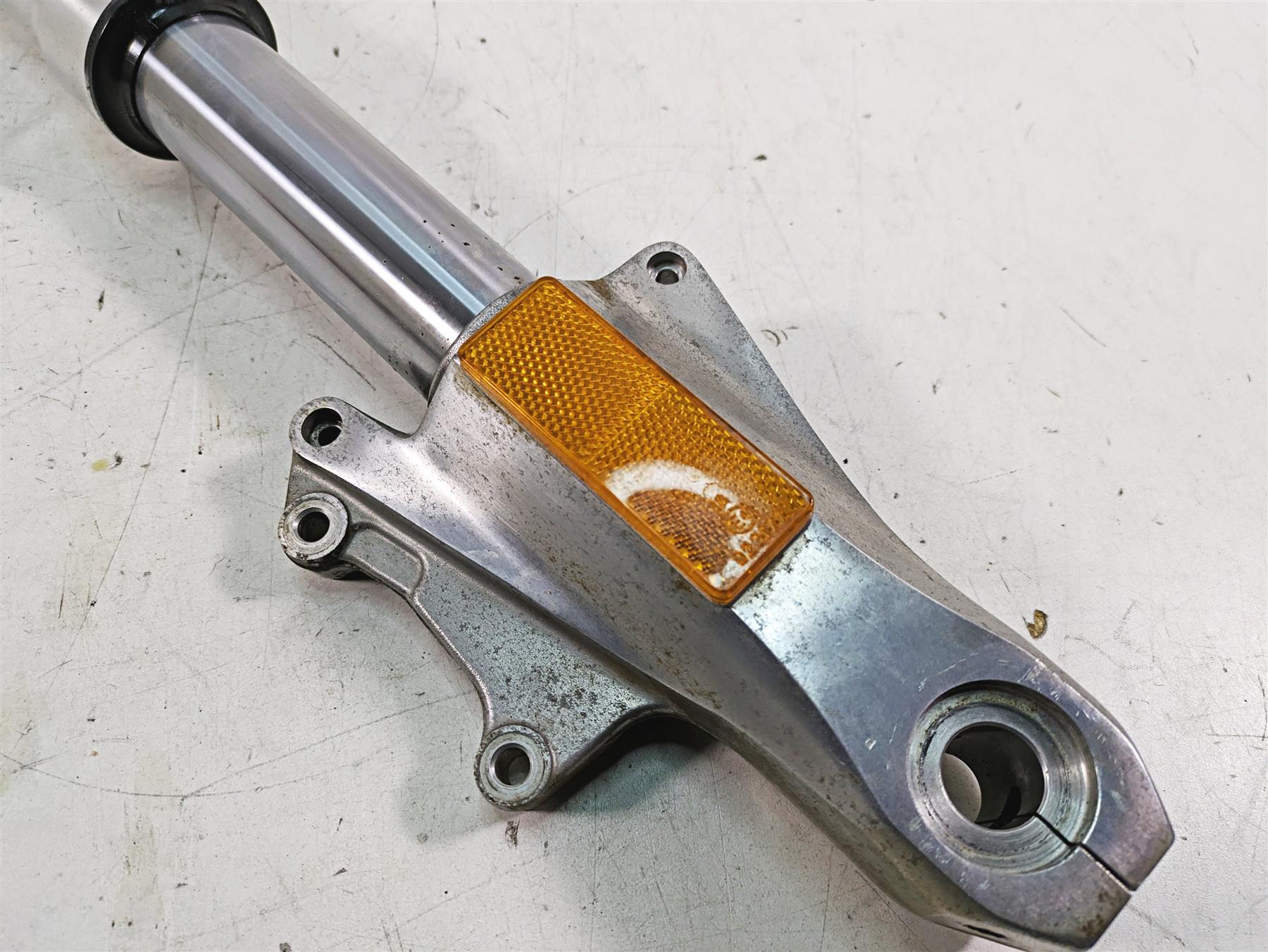2007 Honda VTX1800 T2 Straight Front Right Fork Leg -Read 51480-MCV-R22 {{ shop.shopifyCountryName }} - Mototech271