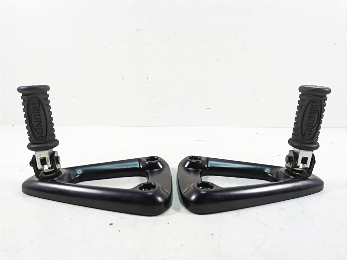 2011 Triumph America Rear Footpeg Foot Peg Set T2081043 T2081062 {{ shop.shopifyCountryName }} - Mototech271