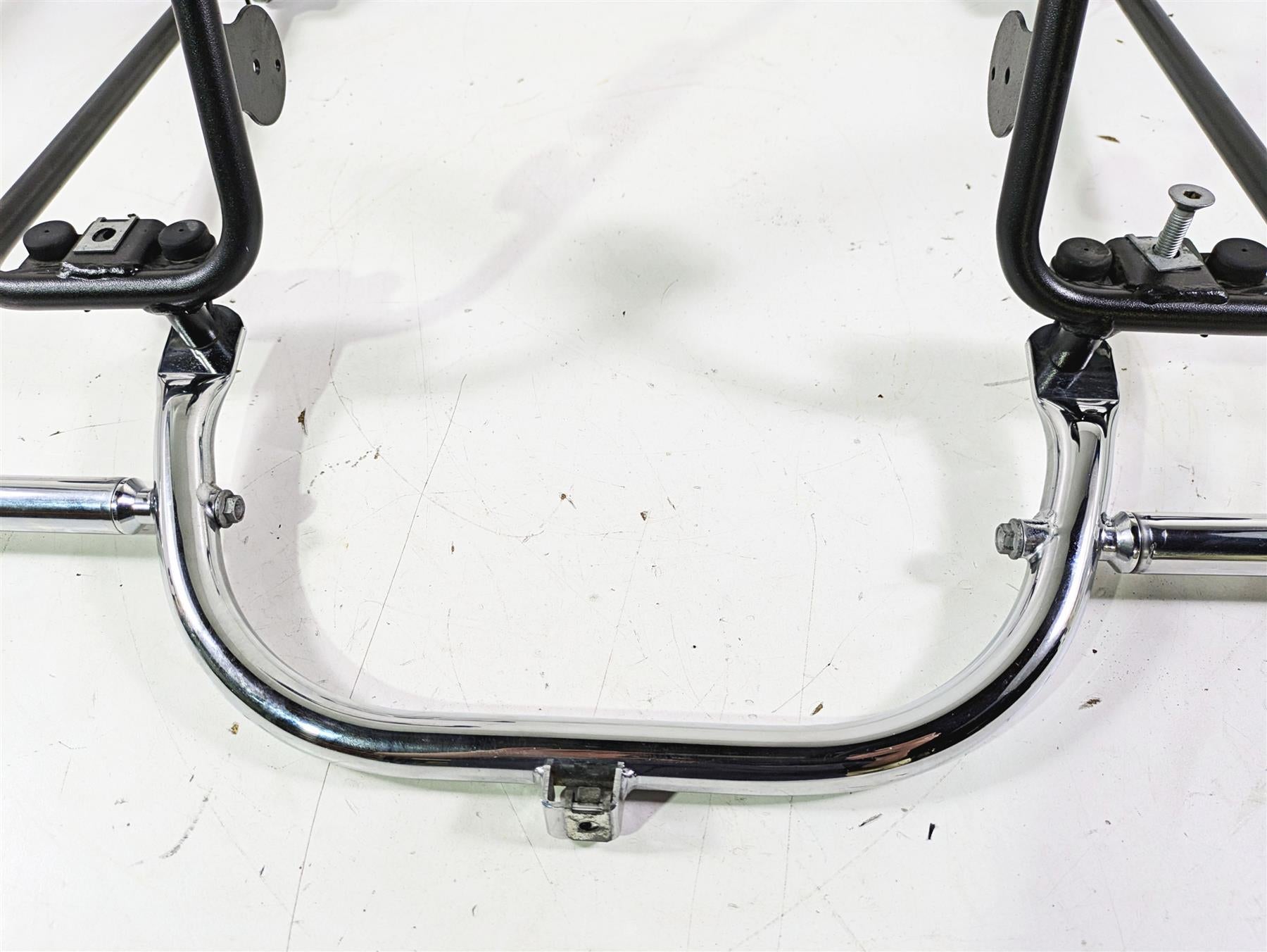2014 Moto Guzzi California 1400 Touring Rear Saddlebag Guard Rail Set B063626 {{ shop.shopifyCountryName }} - Mototech271
