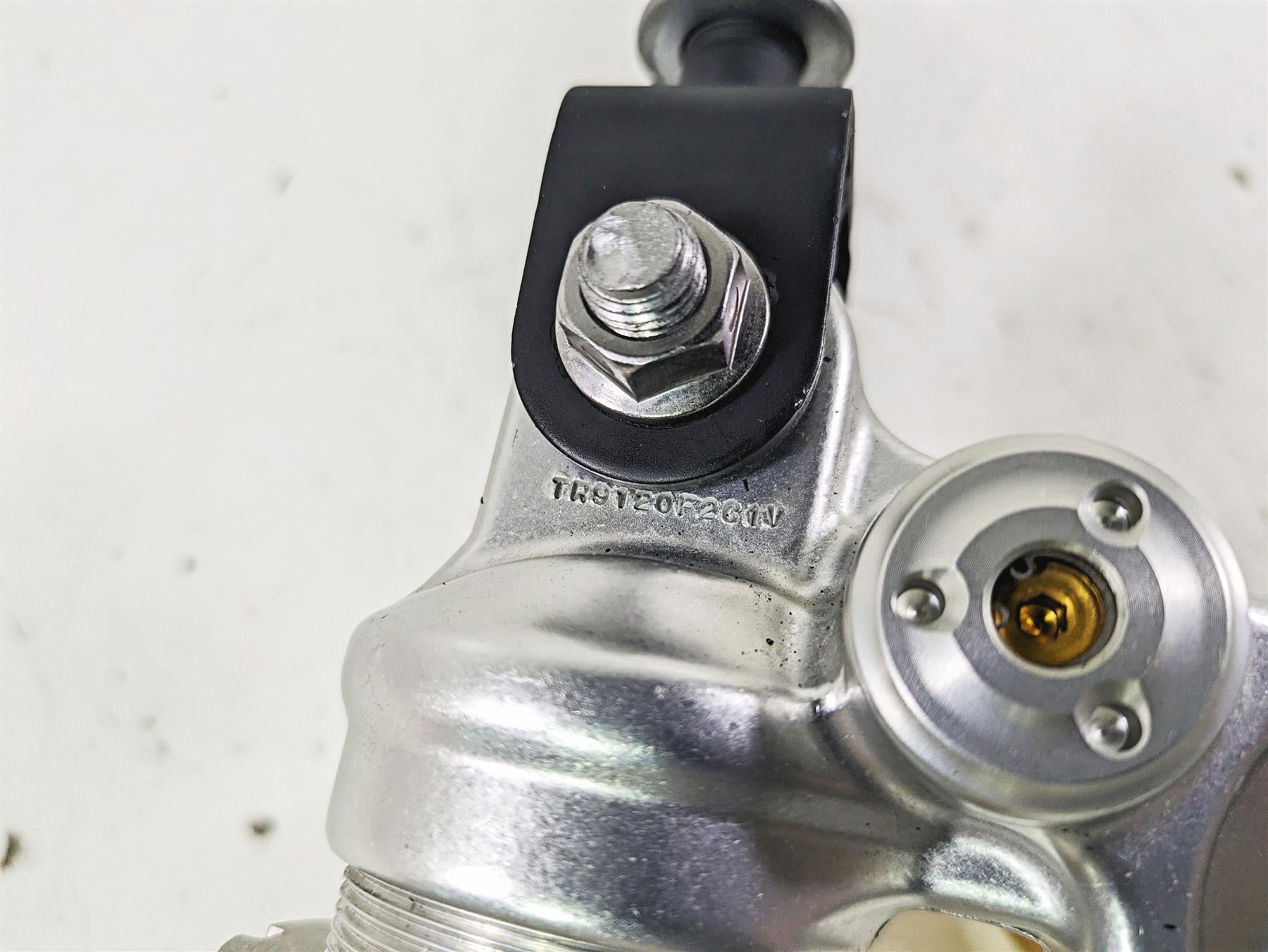 2023 Triumph Street Triple 765 RS Ohlins Rear Shock Damper Suspension T2050312 {{ shop.shopifyCountryName }} - Mototech271