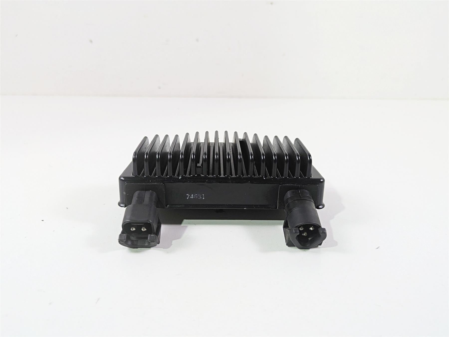 2016 Harley FXDF Dyna Fat Bob Rectifier Voltage Regulator 74631-08A {{ shop.shopifyCountryName }} - Mototech271