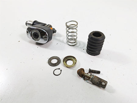 2005 Harley Touring FLHTCUI Electra Glide Rear Brake Master Cylinder 41767-05E {{ shop.shopifyCountryName }} - Mototech271