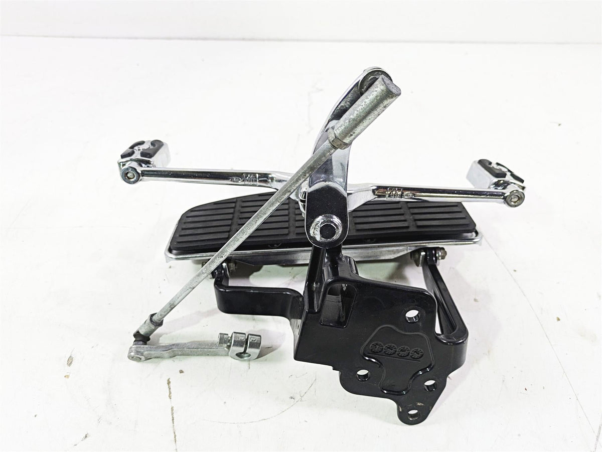 2004 Harley Softail FLSTF Fat Boy Front Left Floorboard Shifter Set 33630-00A {{ shop.shopifyCountryName }} - Mototech271