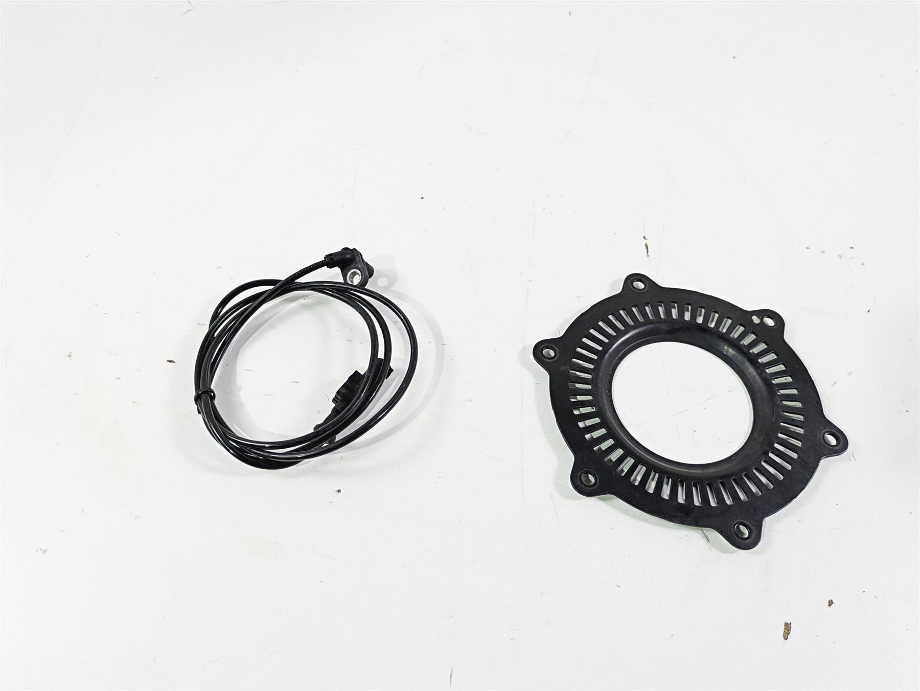 2018 KTM 1290 Super Adv S Front Abs Brake Wheel Speed Sensor 76042125000 {{ shop.shopifyCountryName }} - Mototech271