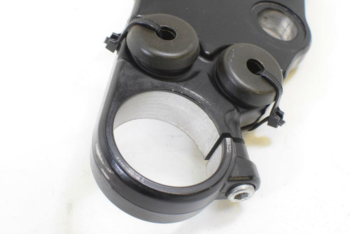 2005 Suzuki GSX1300 R Hayabusa Upper Triple Tree Steering Clamp 51311-24F00 {{ shop.shopifyCountryName }} - Mototech271