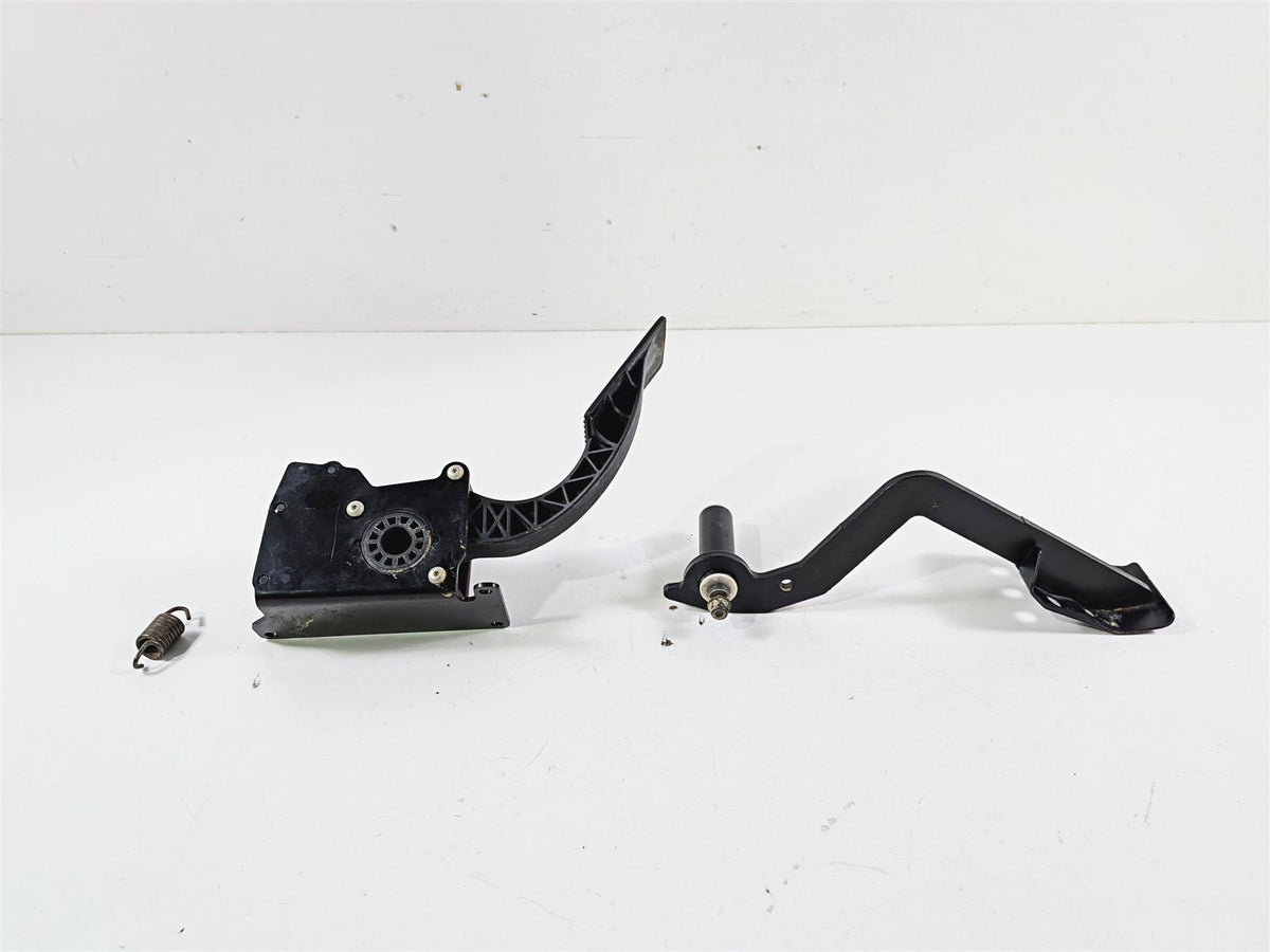 2024 Polaris RZR XP 1000 Sport Brake & Accelerate Pedal Set 1025542 4080361 {{ shop.shopifyCountryName }} - Mototech271