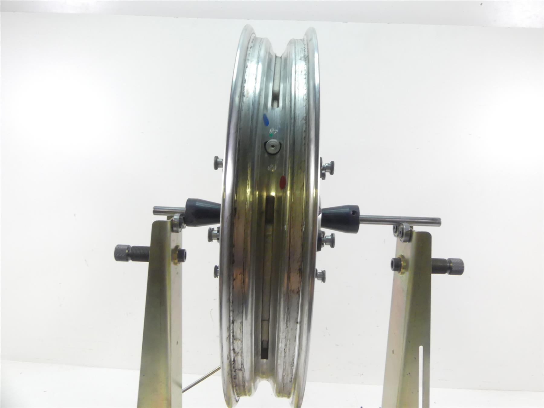 2014 Harley FXDL Dyna Low Rider Front 19x2.5 Front Wheel Rim -Read 43300280 {{ shop.shopifyCountryName }} - Mototech271